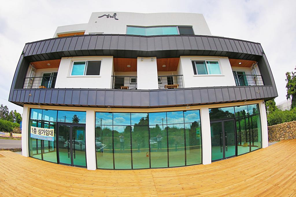 Seong Ge Dol Pension Seogwipo Exterior foto