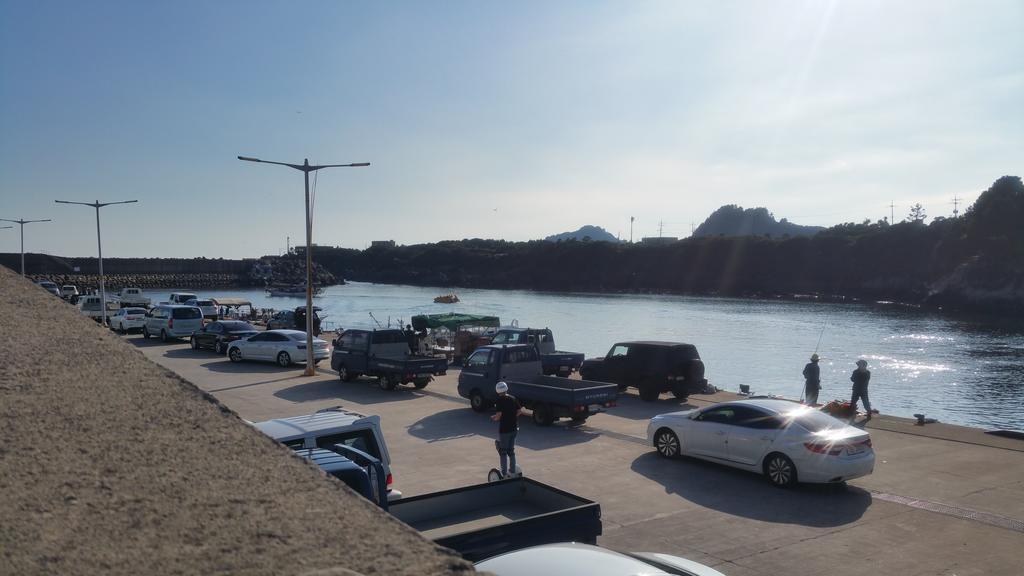 Seong Ge Dol Pension Seogwipo Exterior foto